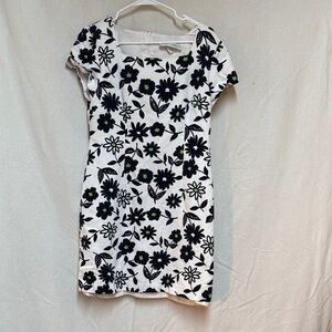 Jessica Howard Black and White Floral Mini Dress with Green Accents